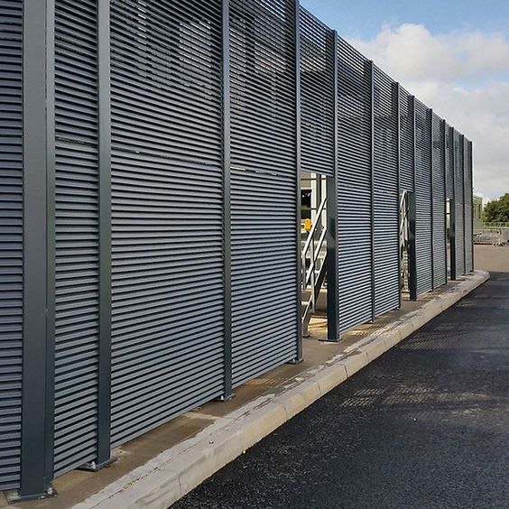 Drainable Louvers